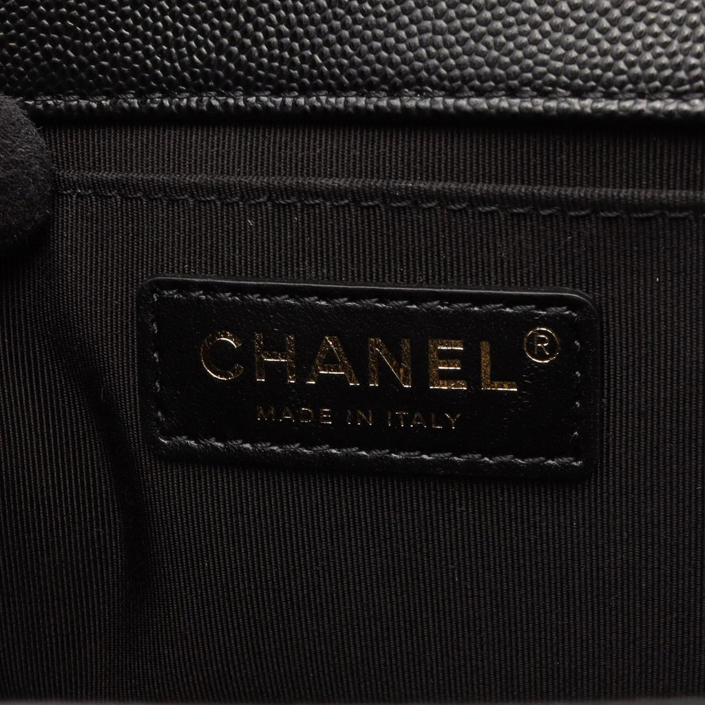 Chanel Shoulder Bag Boy Black Calf Boy Chain — view 4