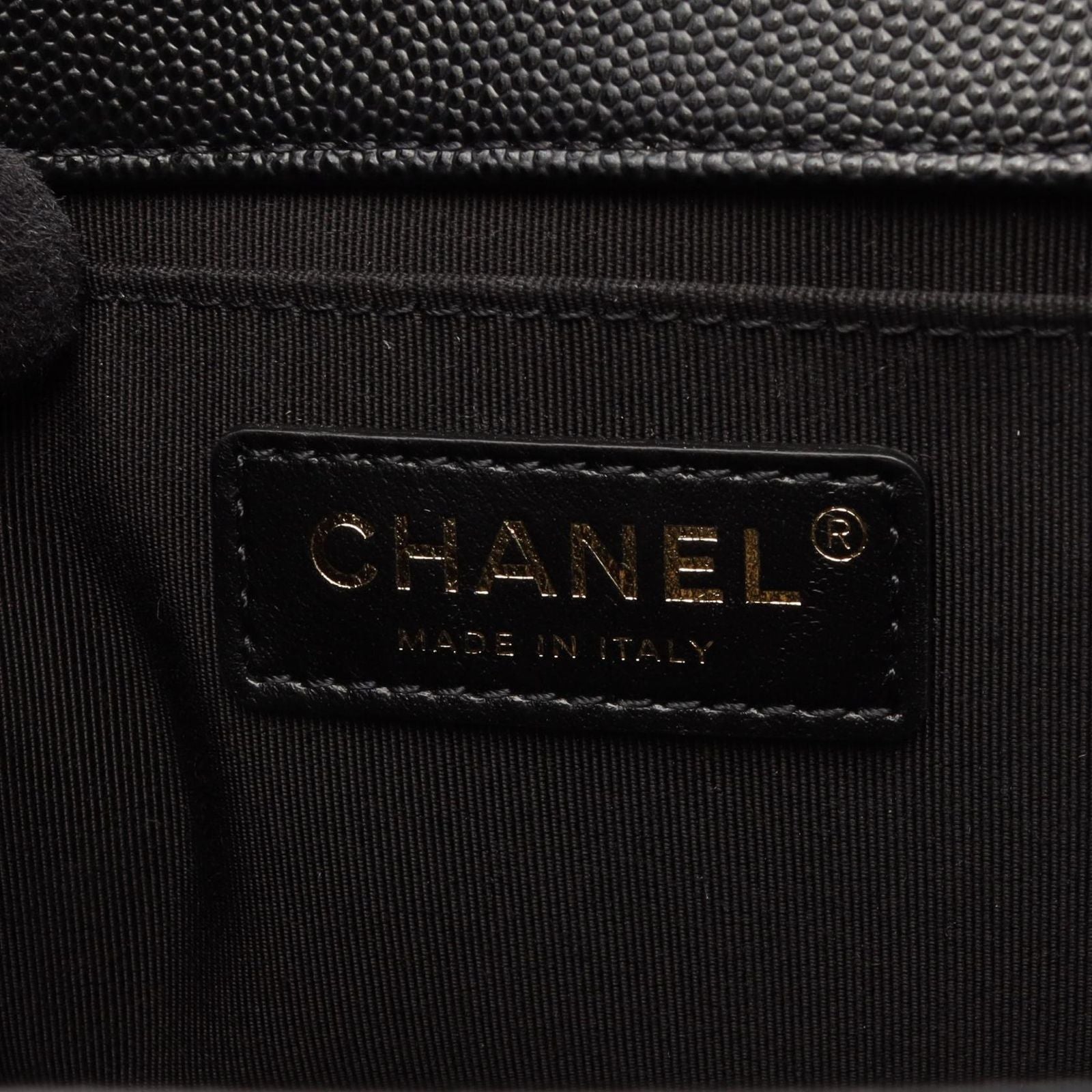 Chanel Shoulder Bag Boy Black Calf Boy Chain — view 4
