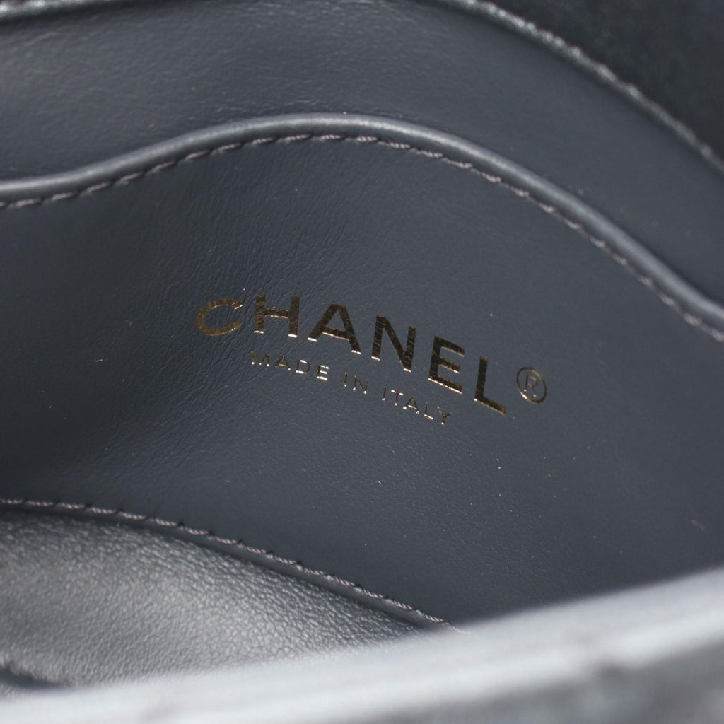 Chanel Shoulder Bag Mini Quilted Metallic Gray Lambskin Chain — view 4