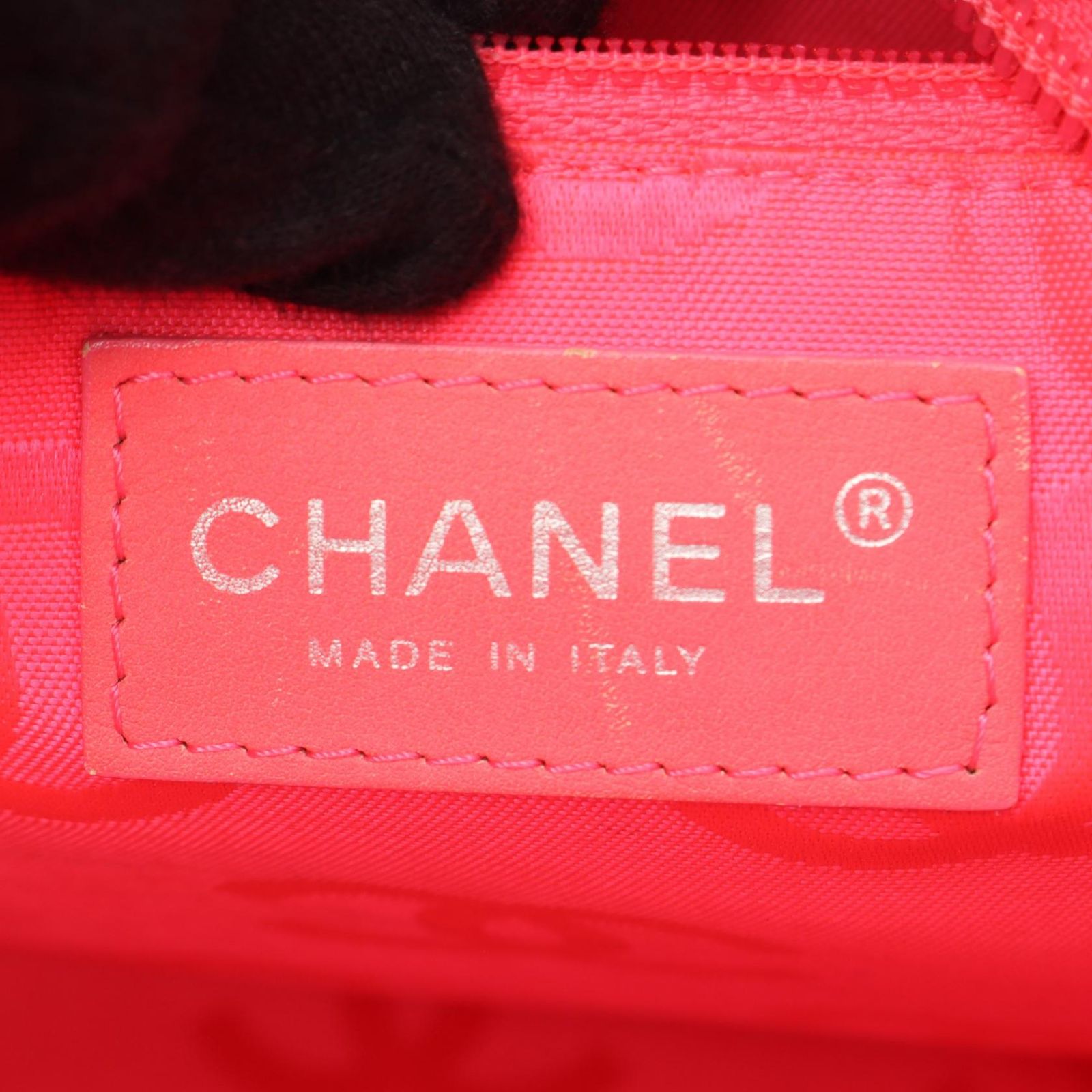 Chanel Tote Cambon Line Large Black Leather Enamel — view 4