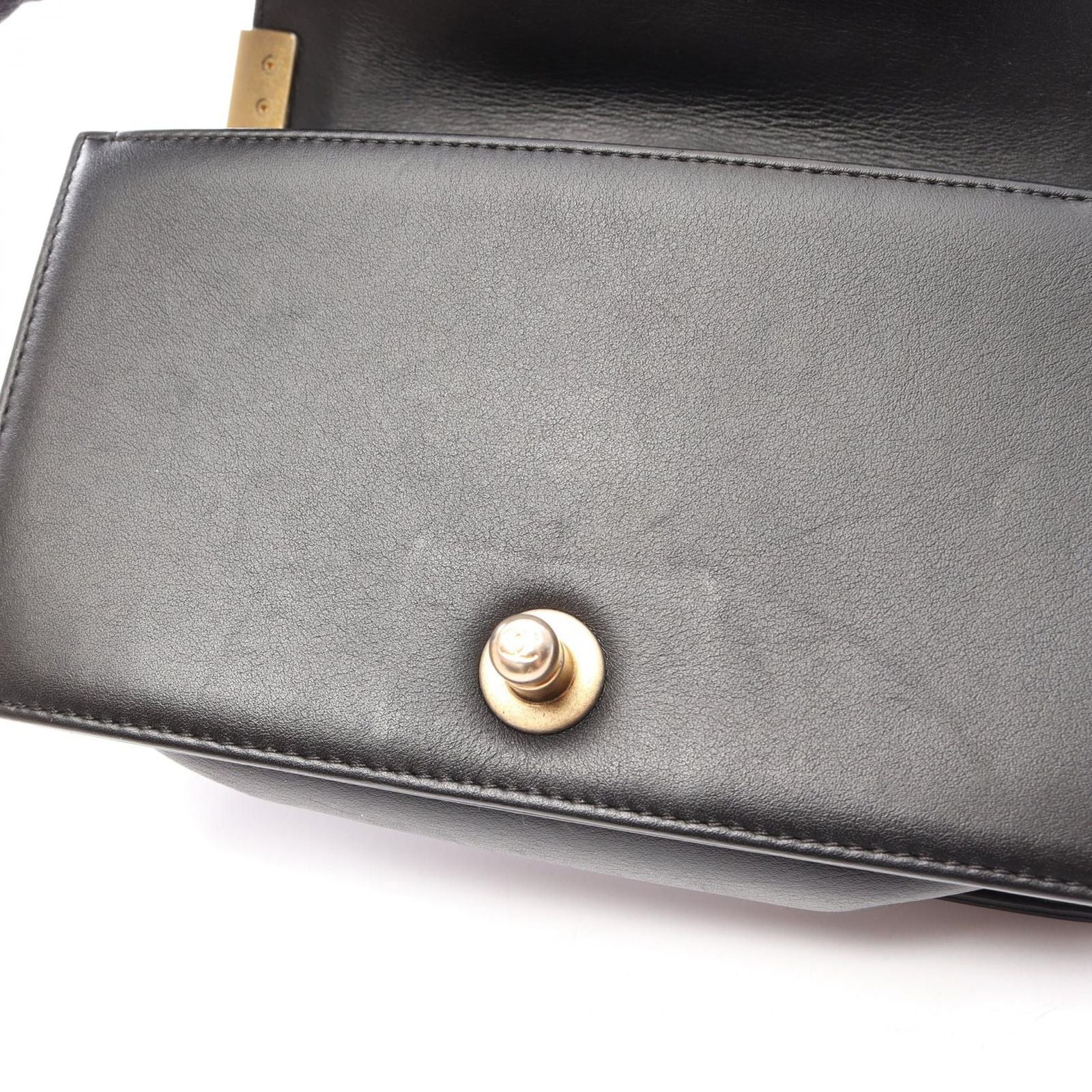 Chanel Shoulder Bag Boy Small Blanc Stitch Black Lambskin Boy Mini Chain — view 8