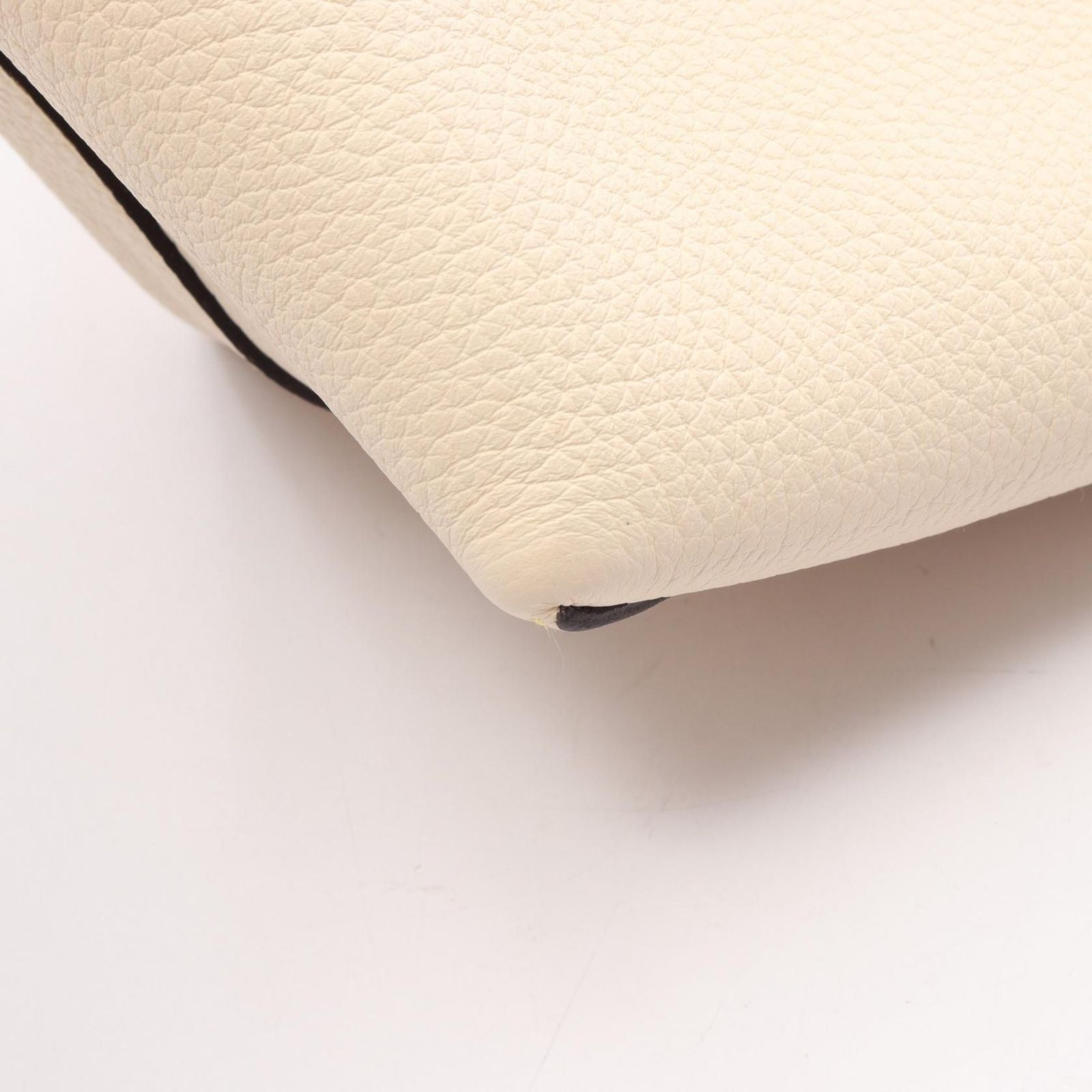 Hermes Tote Cover Series 46 Nata Chai Leather — view 7