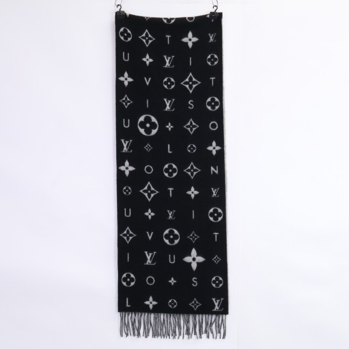 Louis Vuitton Scarf Black — view 2