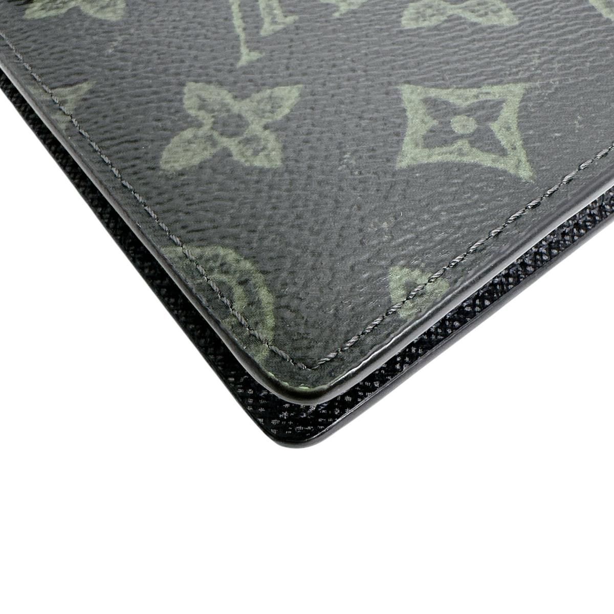 Louis Vuitton Monogram Bi Foldlong Wallet Portefeuille Brazza NM green — view 7