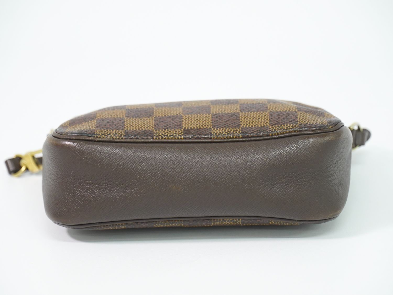 Louis Vuitton LV Trousse Damier Ebene Pouch Handbag Brown Second — view 3