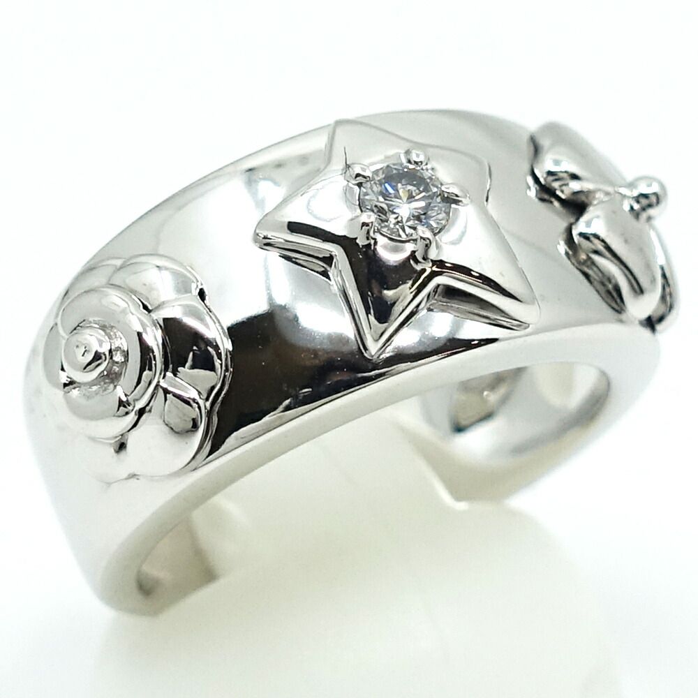 Chanel 18k White Gold Pickpocket Diamond Ring Camellia Star — view 3