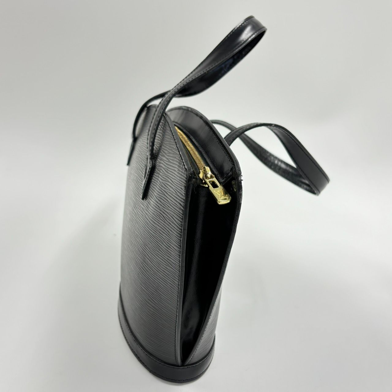 Louis Vuitton Handbag Saint Jacques Epi Leather Noir Black — view 5