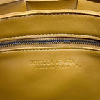 Bottega Veneta Shoulder Bag Cassette Brown Leather — view 9