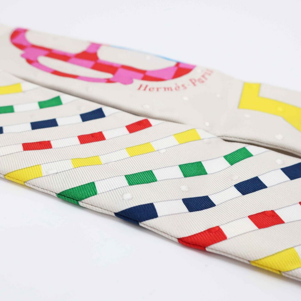 Hermes white: Twilly Scarf Buckle Bouclerie Moderne Gray Multicolor Silk — view 9