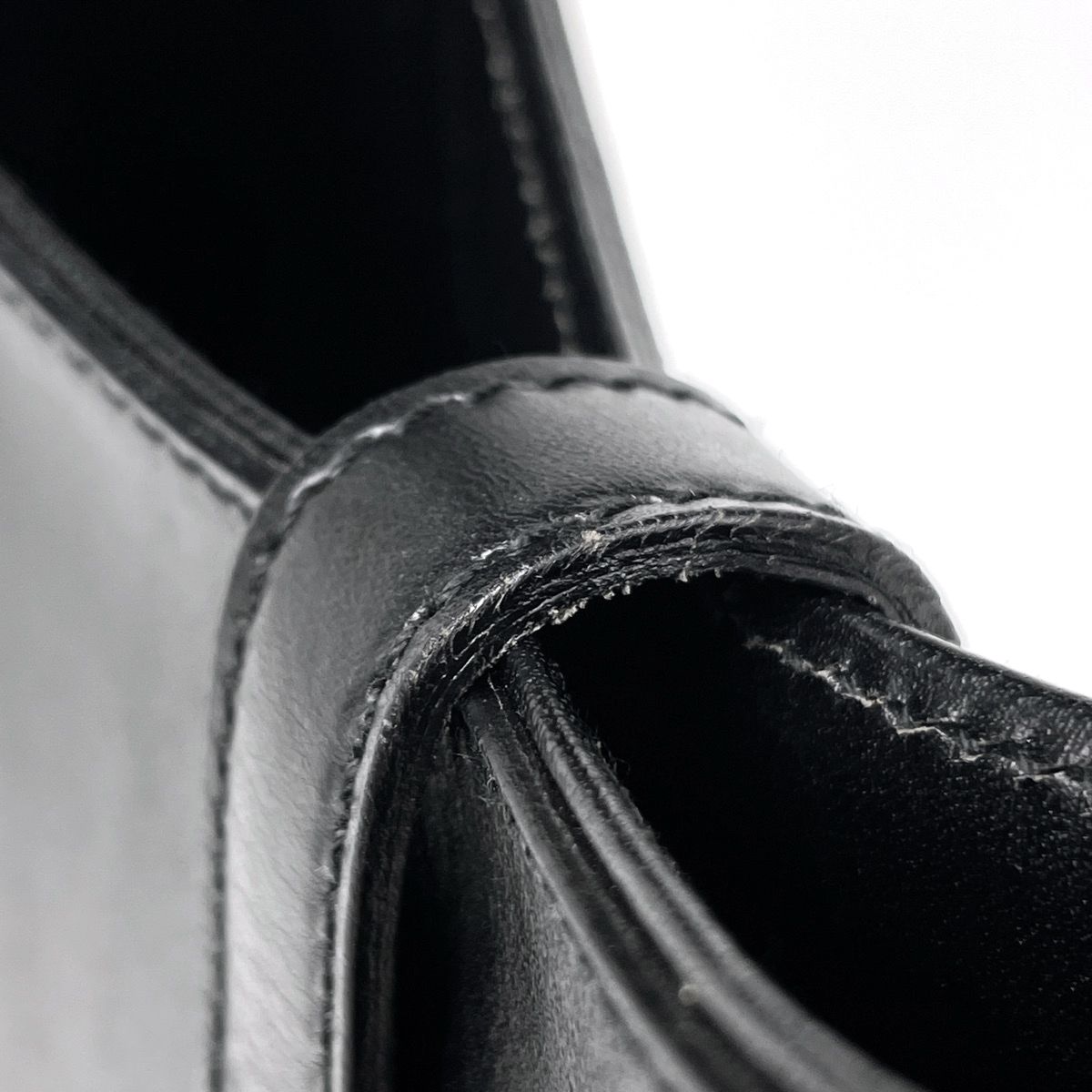 Gucci Jackie Line Shoulder Bag Leather Black — view 4