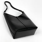 Gucci Jackie Line Shoulder Bag Leather Black — view 2