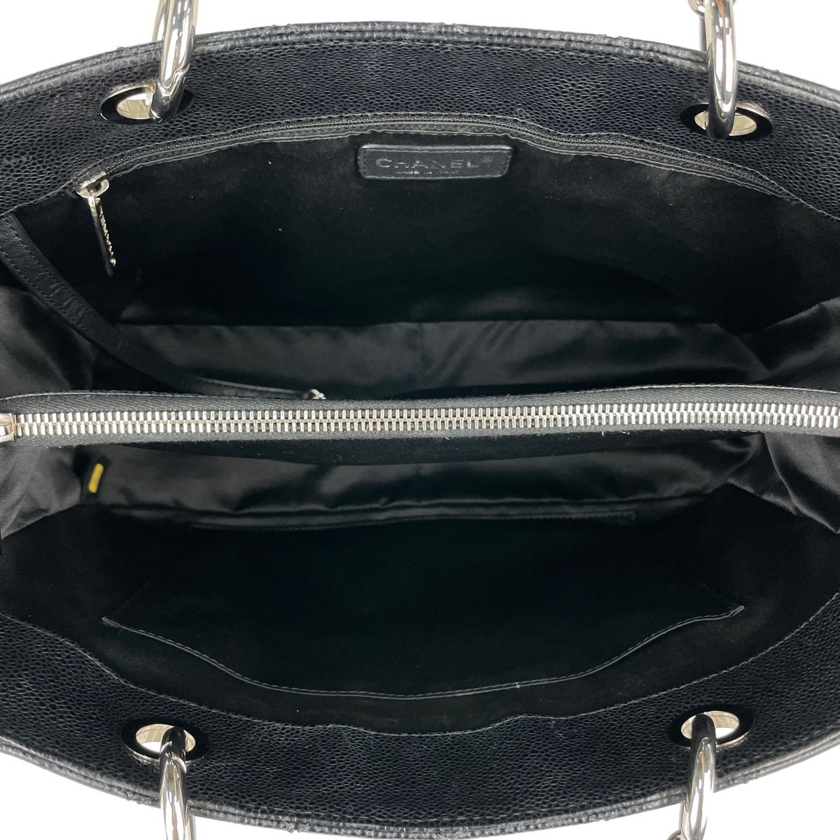 Chanel CC Logo Chain Tote Quilted Grand Shopping GST Caviar Leather Black — view 9
