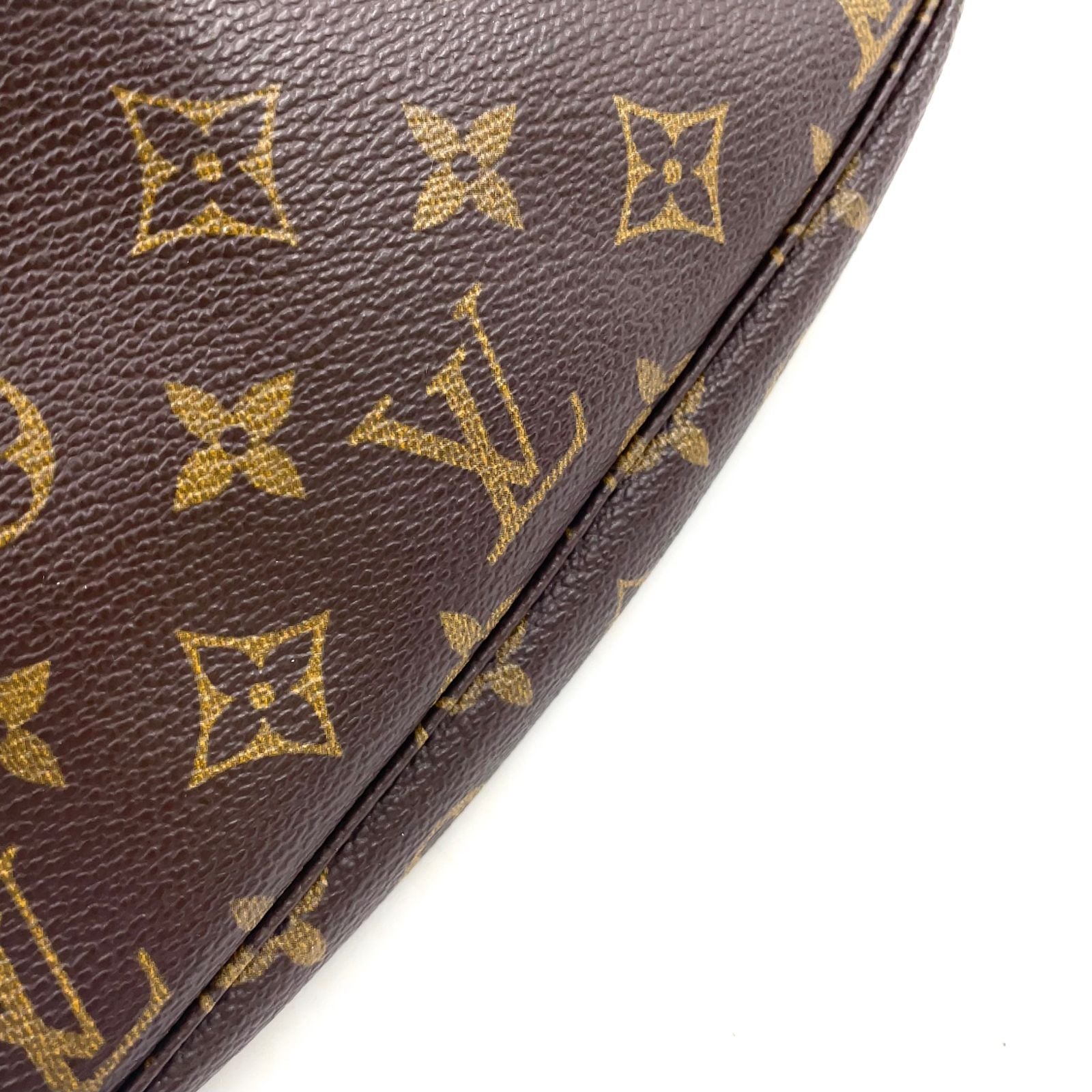 Louis Vuitton Pochette Monogram Leather Brown Light Handbag Gold — view 9