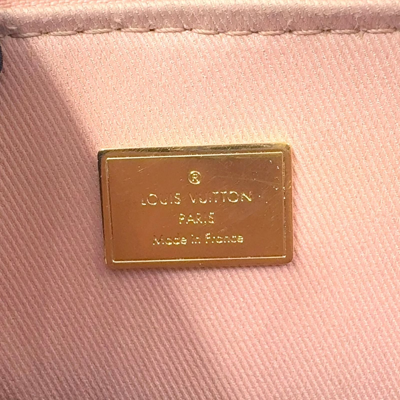Louis Vuitton Alma BB 2-Way Shoulder Bag Enamel Light Pink Gold — view 4