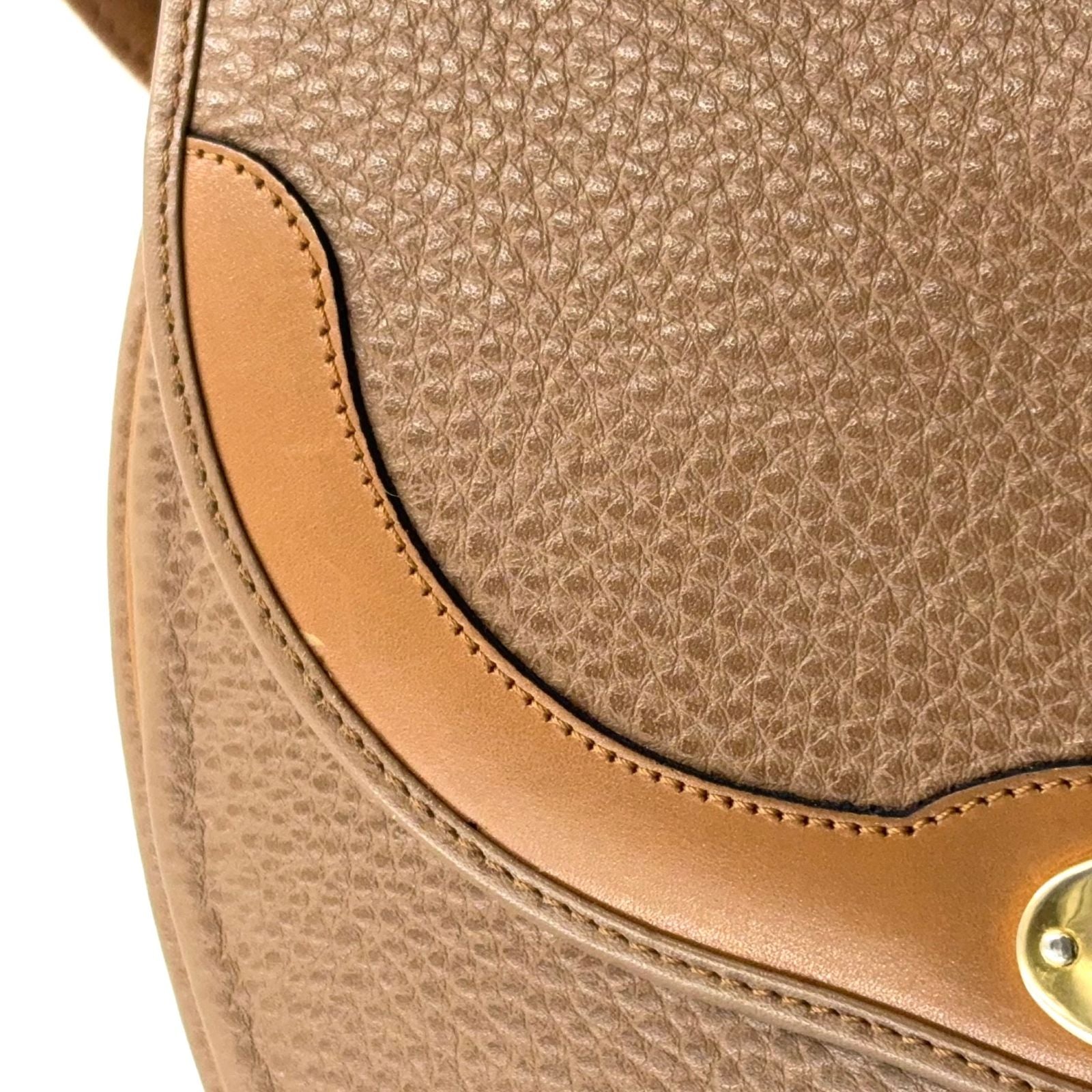 Dior CD Logo Leather Light Brown Shoulder Bag Gold — view 8