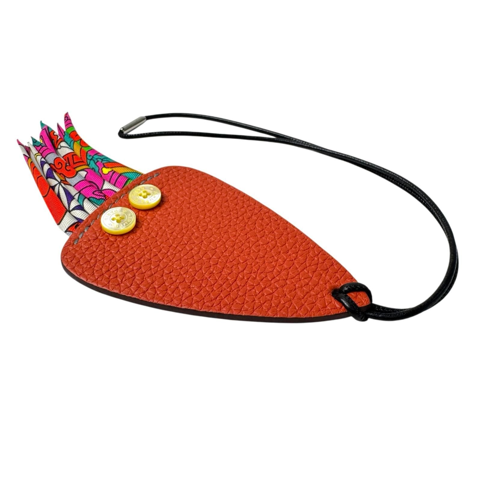 Hermes Bag Charm Petit Ash Squid Chevre Misor — view 3