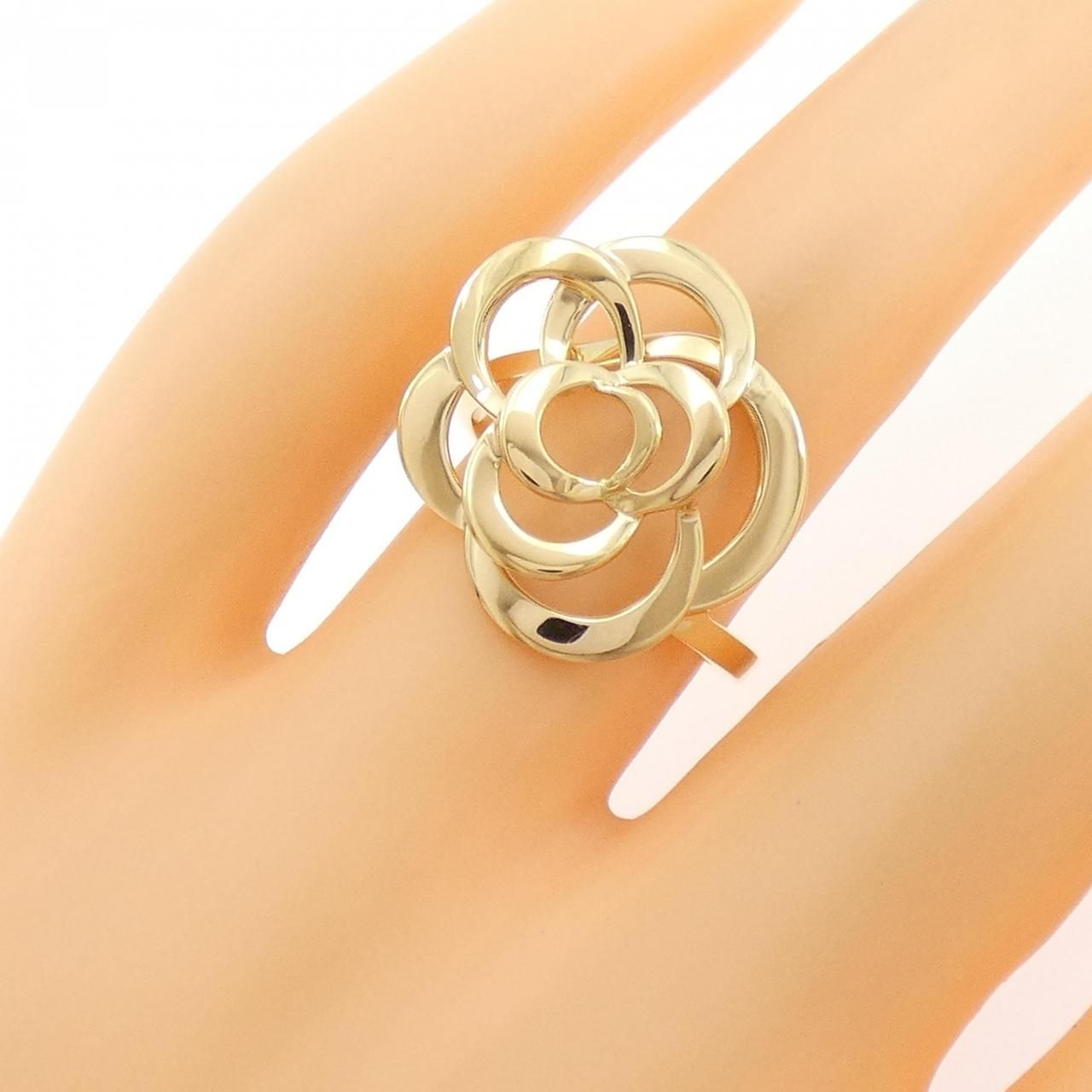 Chanel Camellia Ring Gold — view 5