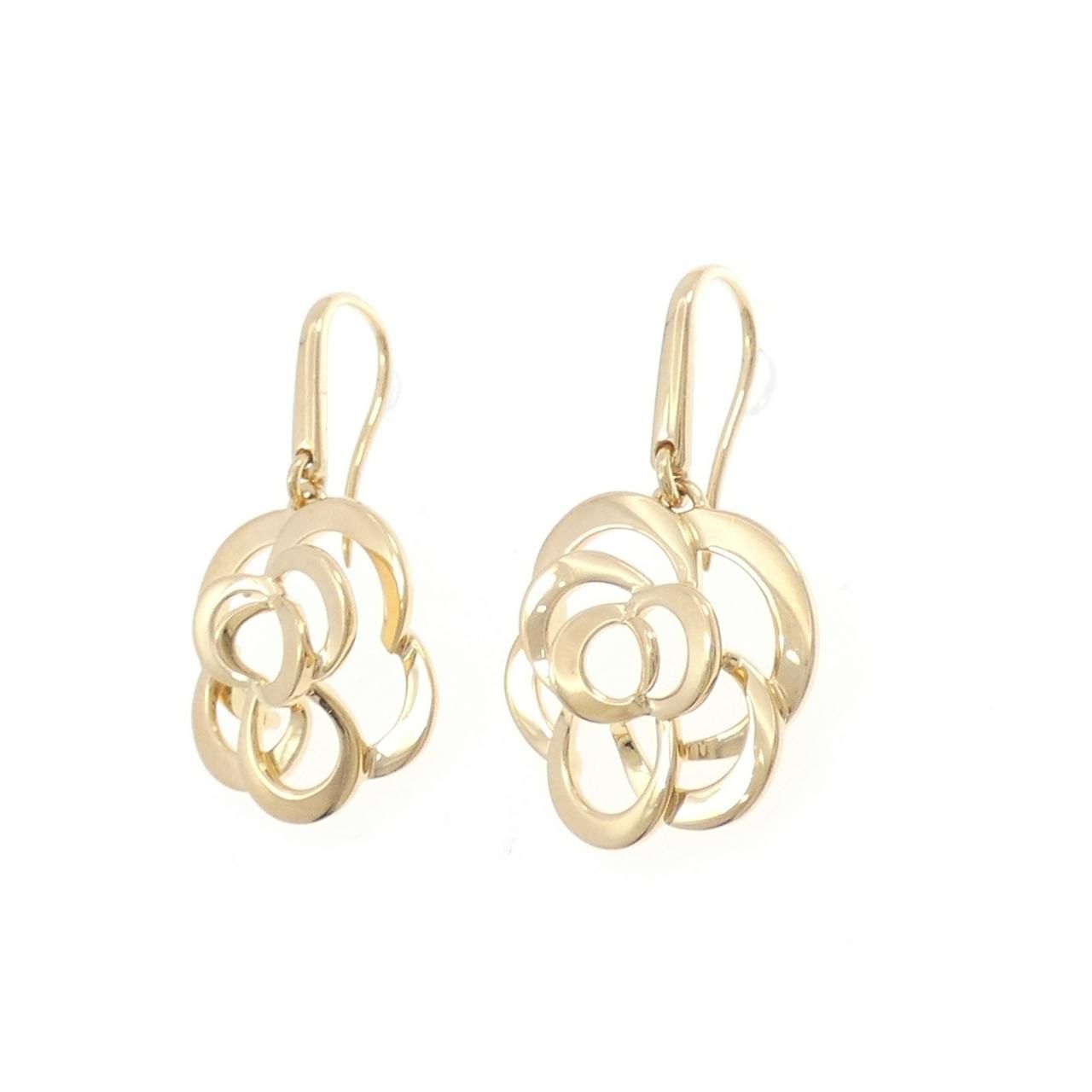 Chanel Camellia Earrings Gold — view 2