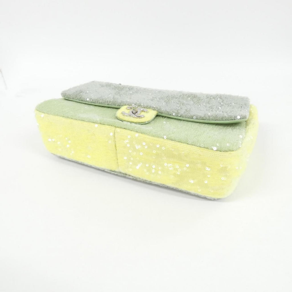 Chanel Shoulder Bag Green — view 3