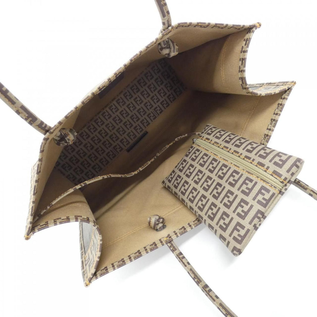 Fendi Xh8 Bag Handbag Beige — view 8