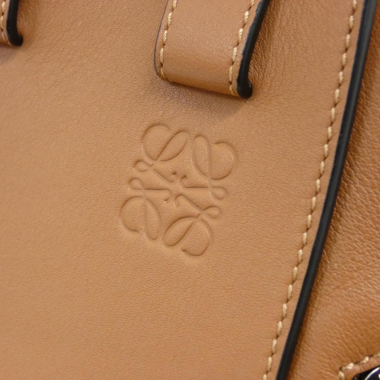 Loewe Hammock Small 387 30 Shoulder — view 4