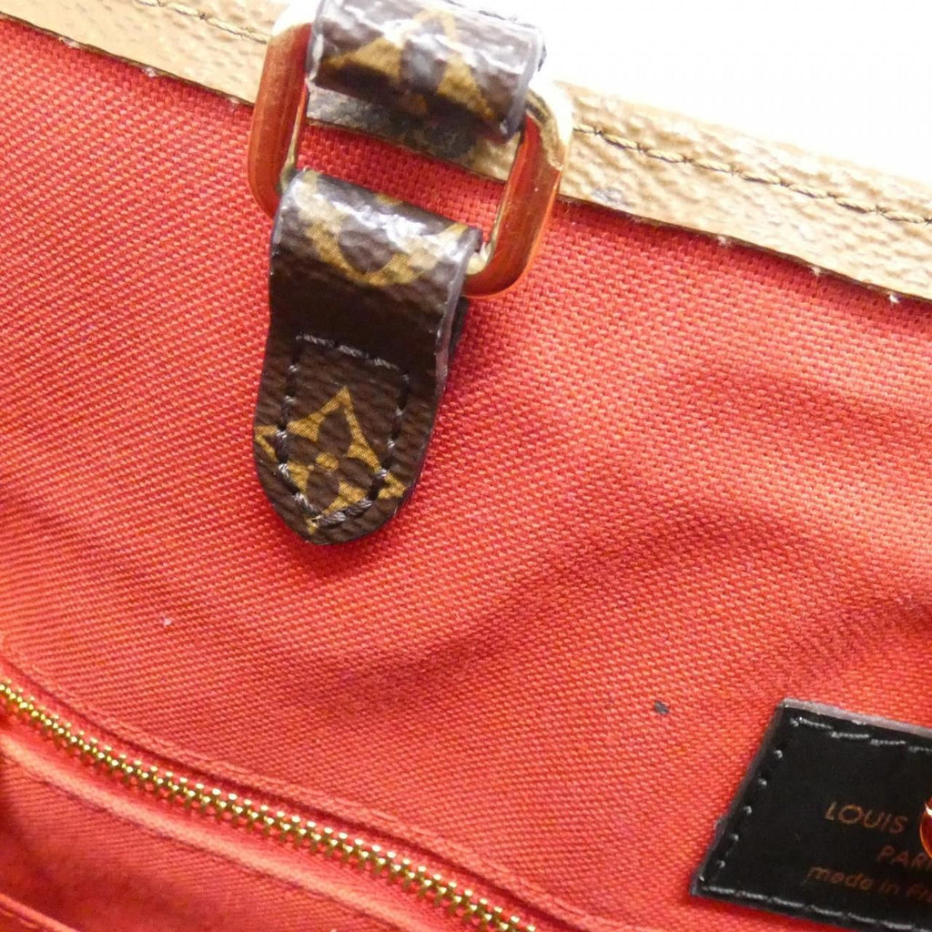Louis Vuitton Monogram Giant On The Go GM — view 7