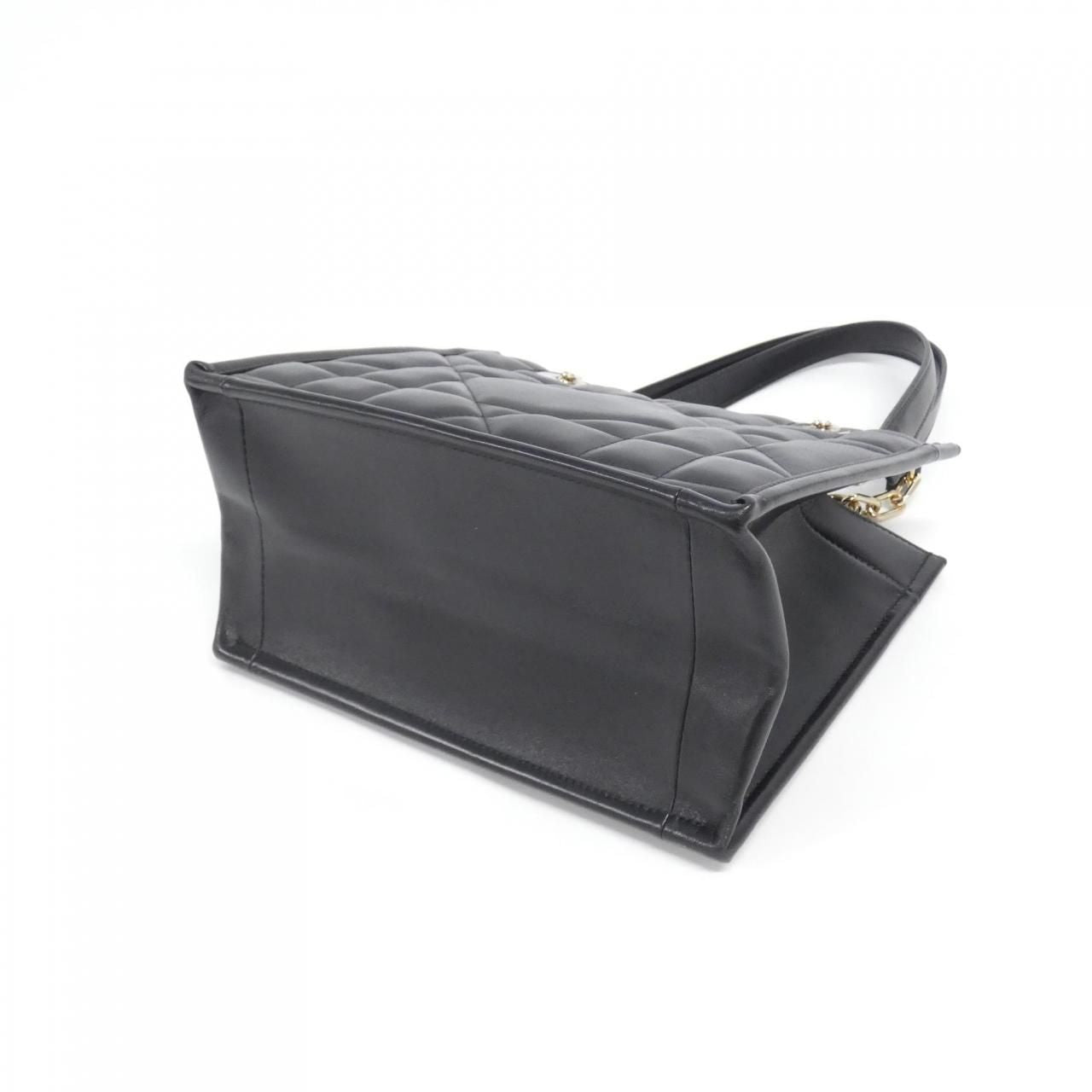 Dior Essential Small — view 2
