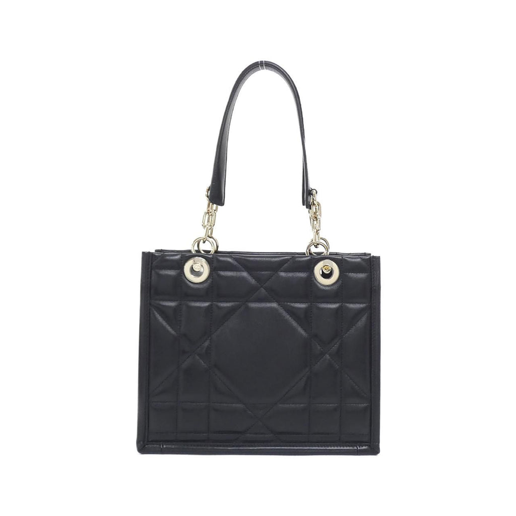 Dior Essential Small