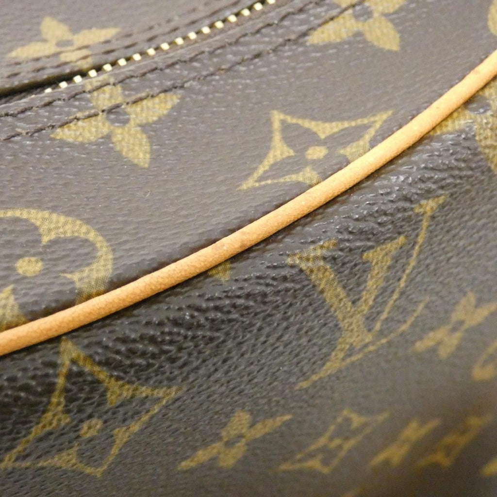 Louis Vuitton Monogram Boulogne 30 cm Shoulder — view 4