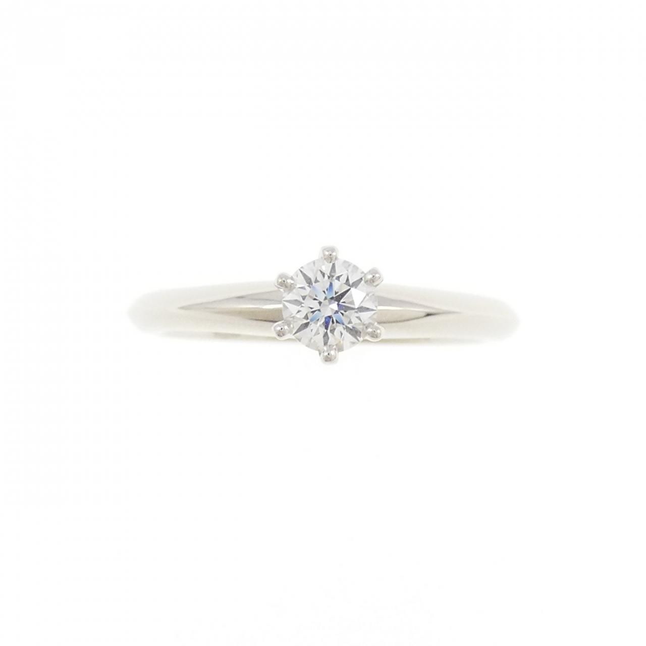 Tiffany & Co Classic Solitaire Ring — view 2