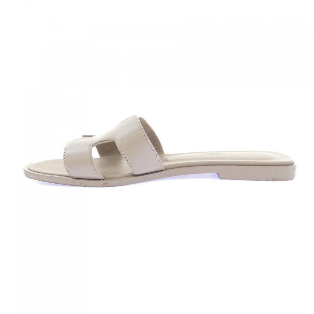 Hermes Oran Sandals Beige — view 2