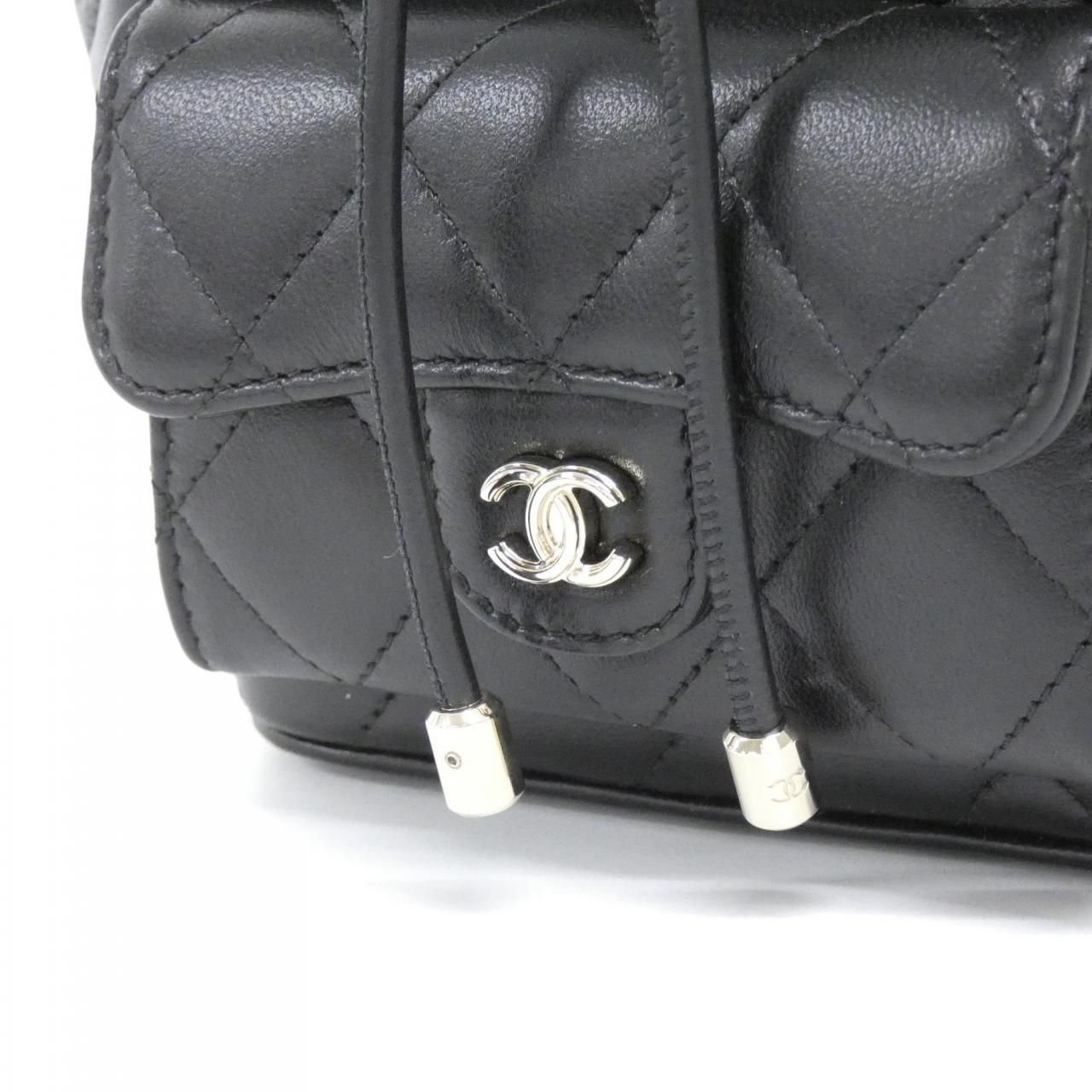 Chanel Bag Handbag Black — view 4