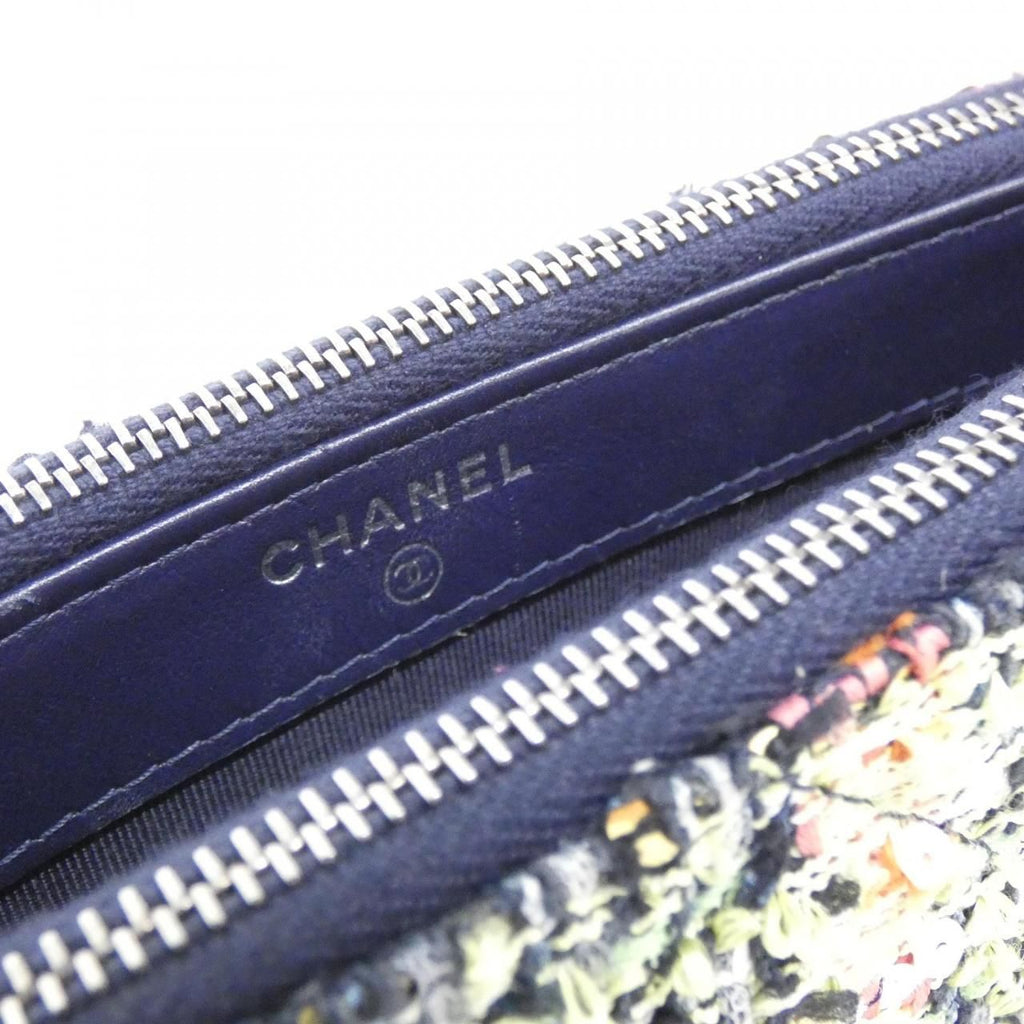 Chanel Gabrielle Line Shoulder — view 7