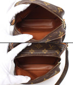 Louis Vuitton Shoulder Bag / Crossbody / Amazon / Monogram / — view 5