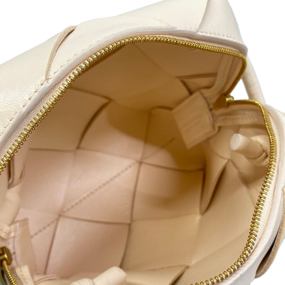 Bottega Veneta Shoulder Bag Mini Cassette Macaron Lambskin — view 7