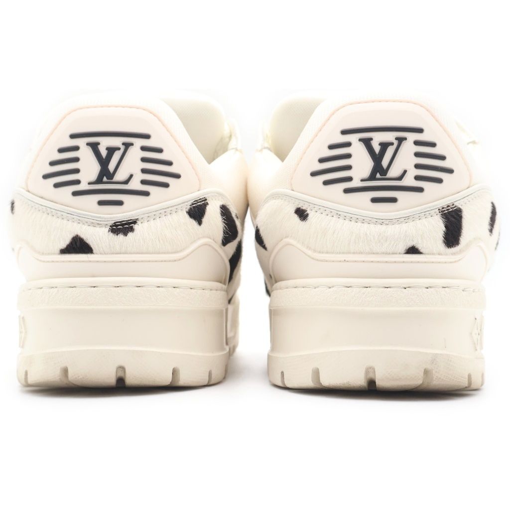 Louis Vuitton LV Trainer Maxi Low Cut Sneakers White — view 3