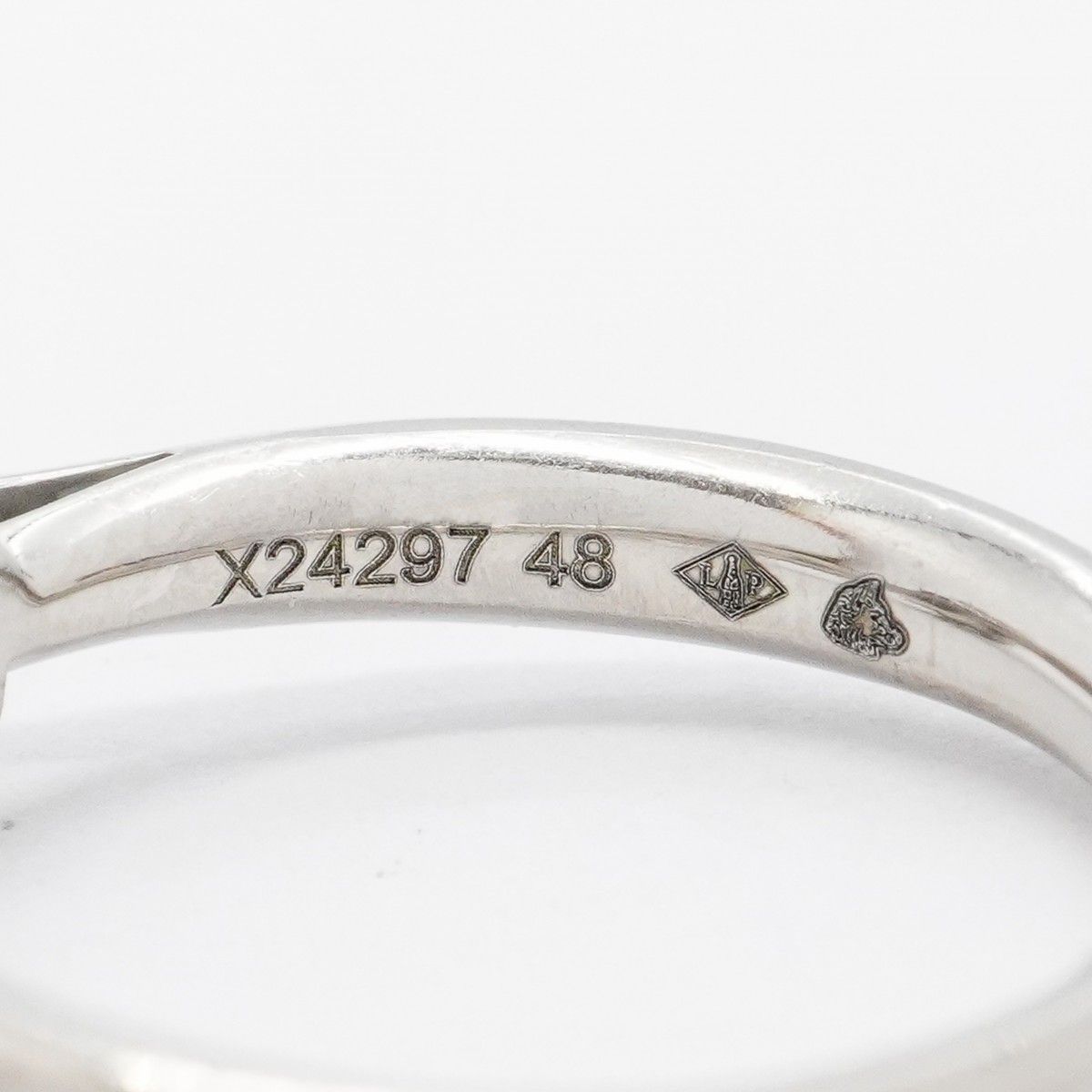 Chanel Ring Camellia Platinum Diamond — view 5