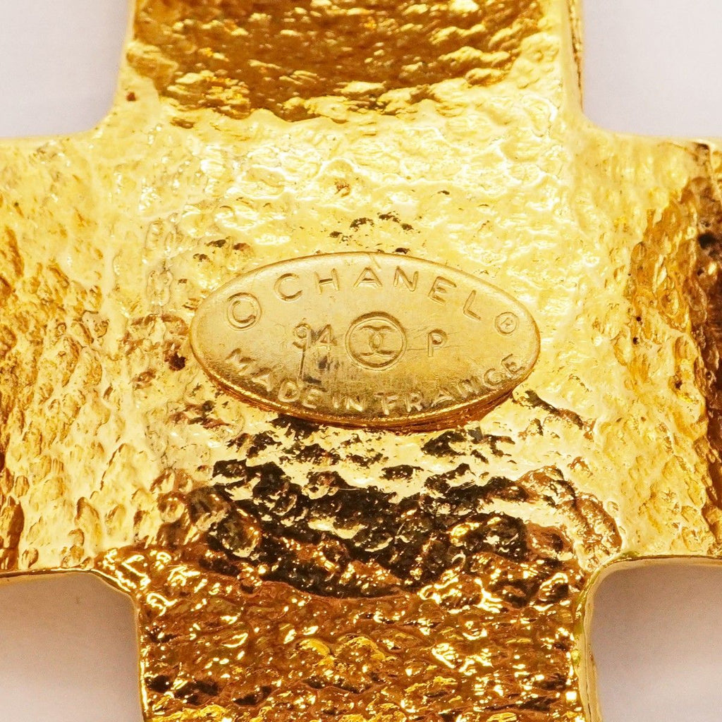 Chanel Brooch Vintage CC Logo Gold Plated — view 4