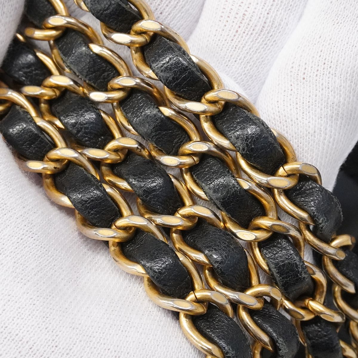 Chanel Shoulder Bag Quilted Lambskin Black Gold — view 8