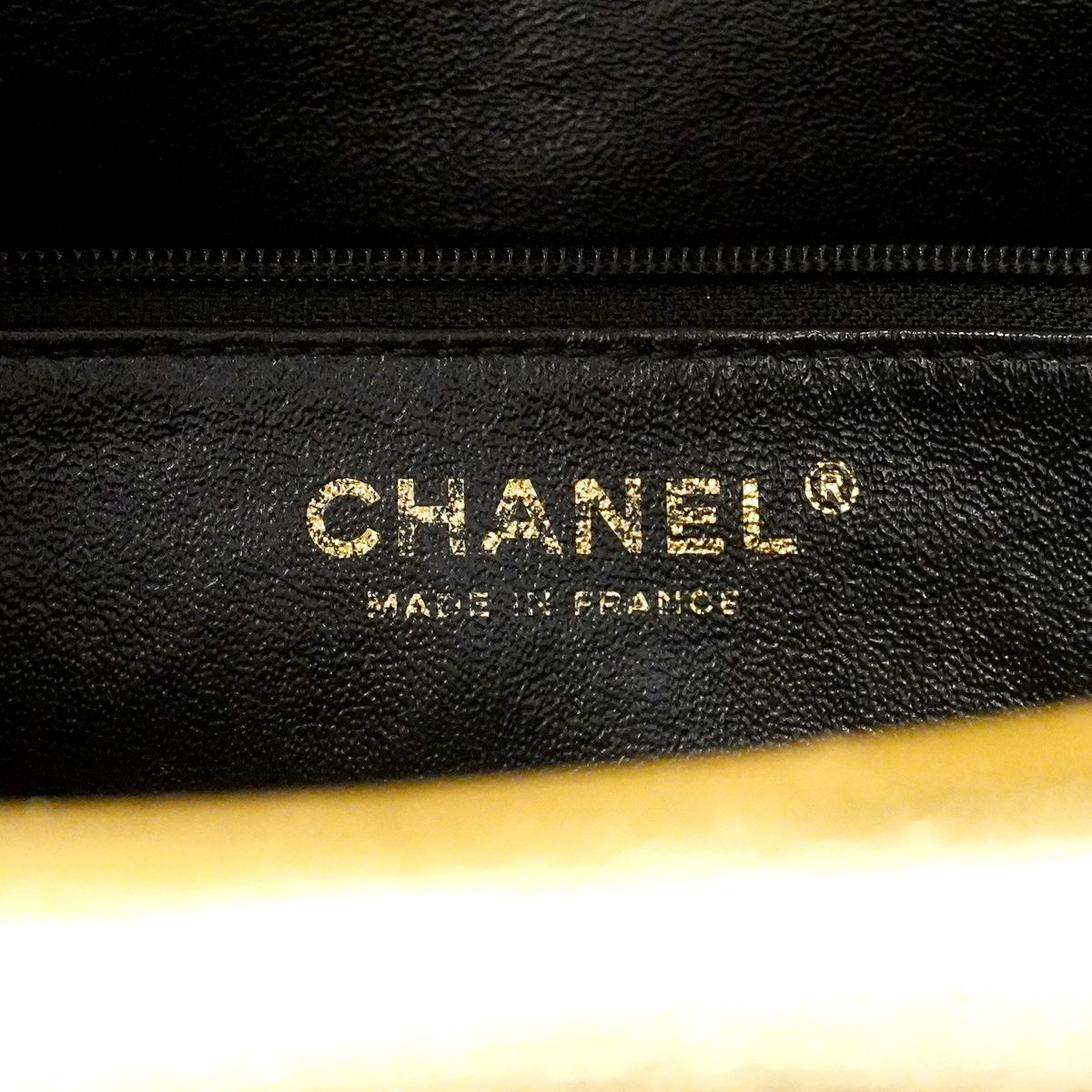 Chanel Shoulder Bag Quilted Lambskin Black Gold — view 5