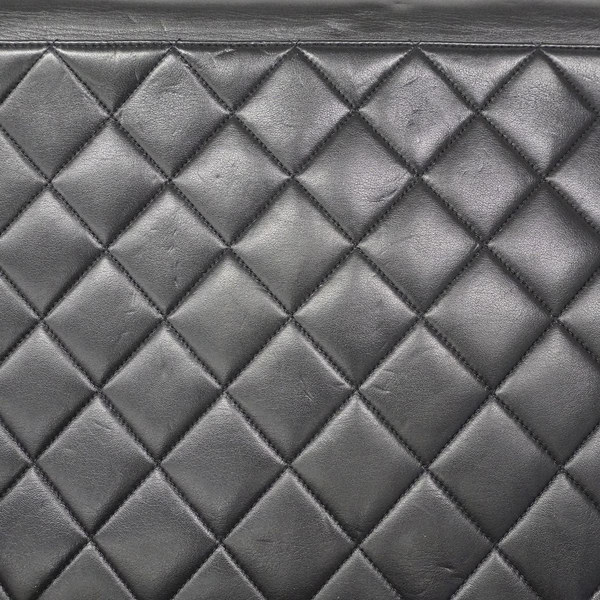 Chanel Shoulder Bag Deca Quilted Lambskin Black Gold — view 9