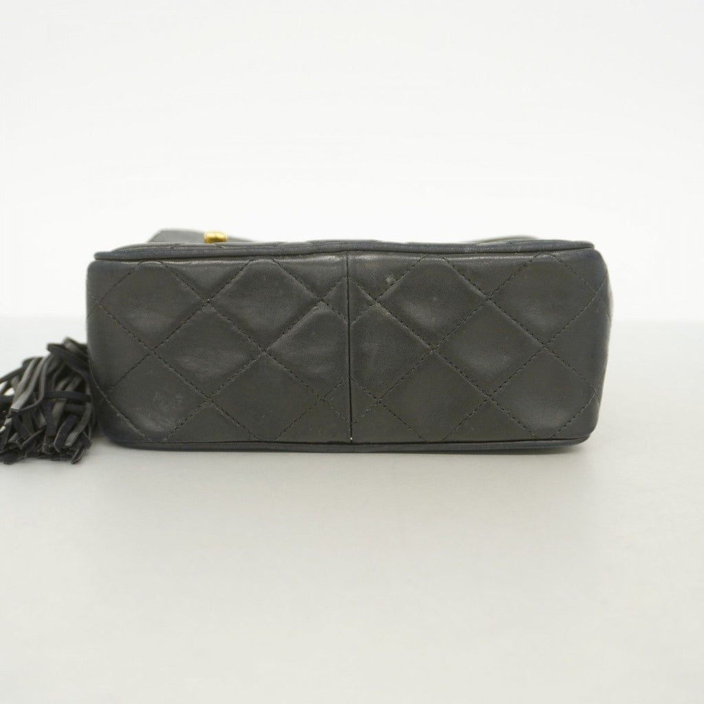 Chanel Shoulder Bag Quilted Lambskin Black Gold — view 3