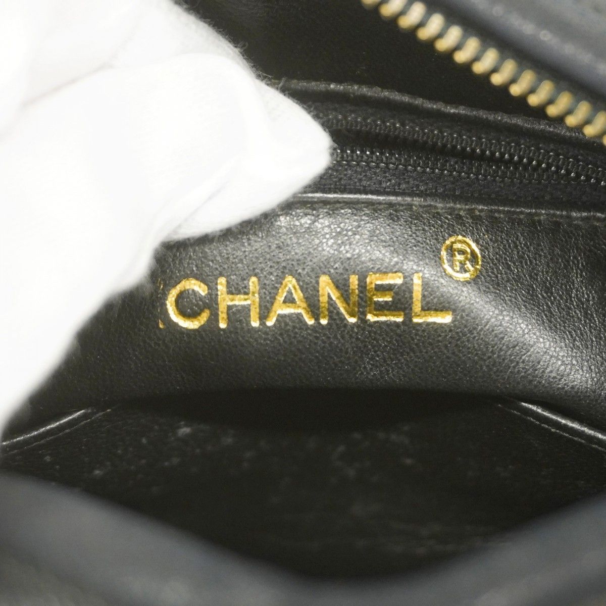 Chanel Shoulder Bag Quilted Lambskin Black Gold — view 5