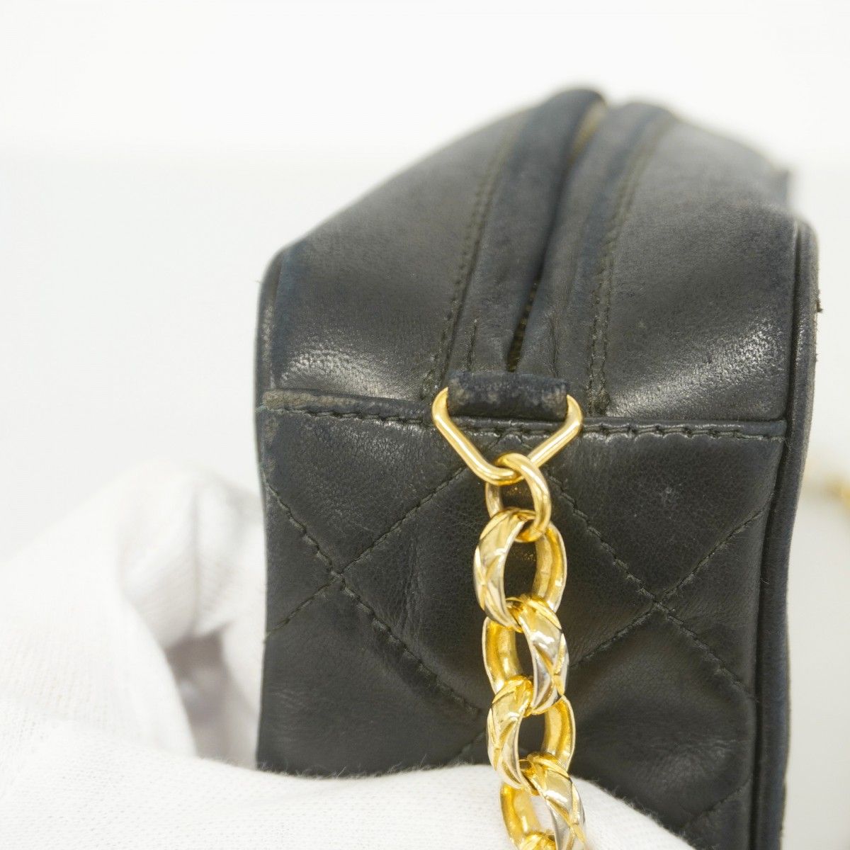Chanel Shoulder Bag Quilted Lambskin Black Gold — view 8