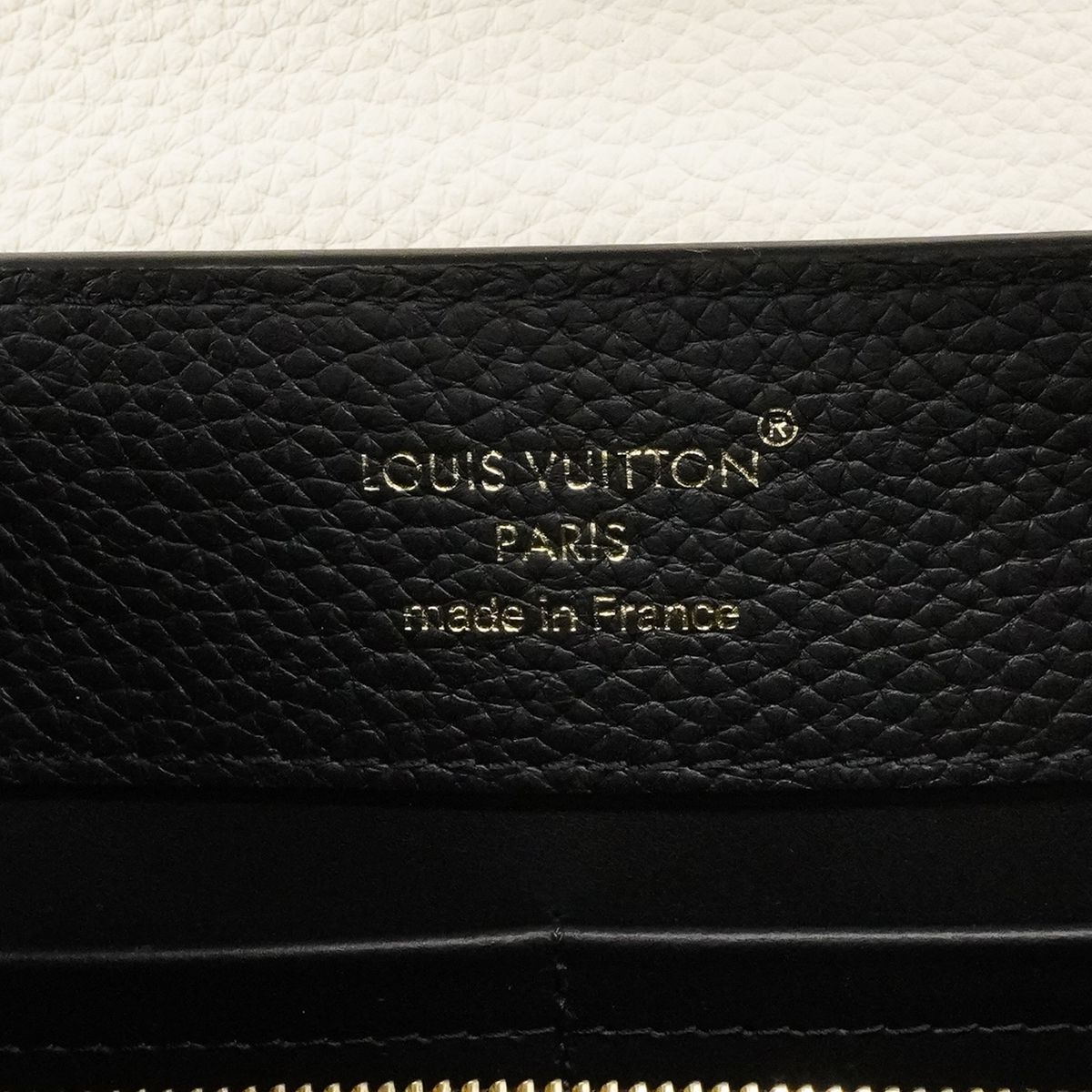 Louis Vuitton Handbag Capucines Black Beige 2-Way — view 5