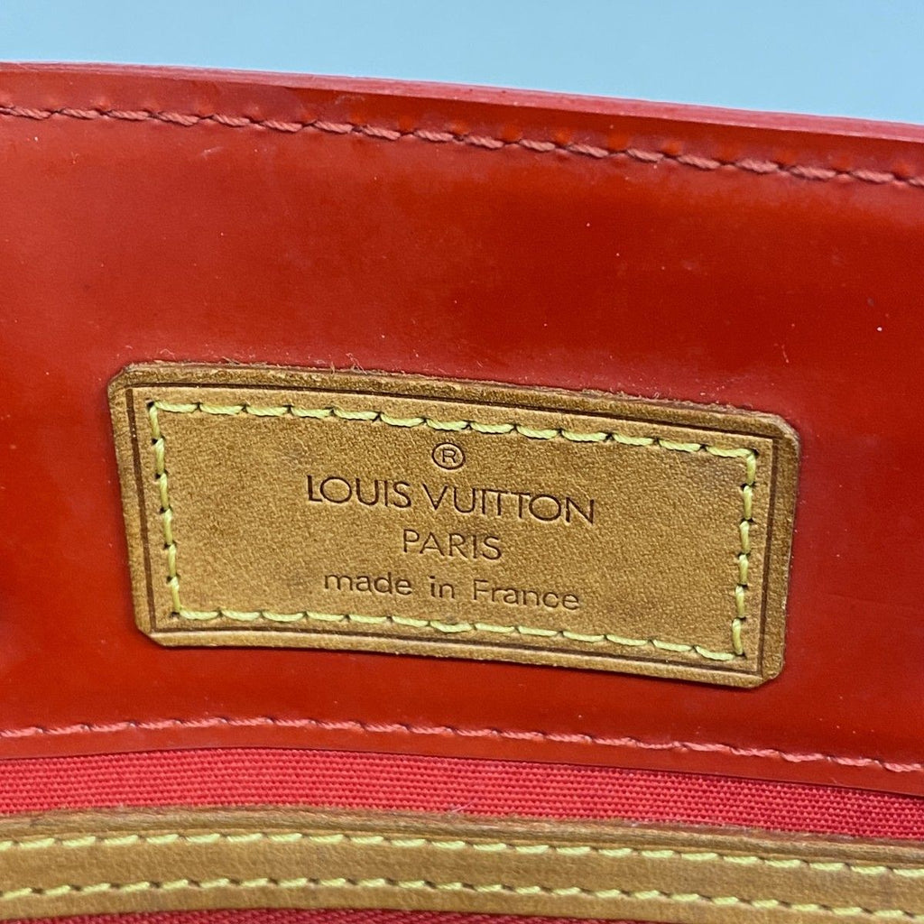 Louis Vuitton Handbag Vernis Reed PM Rouge — view 5