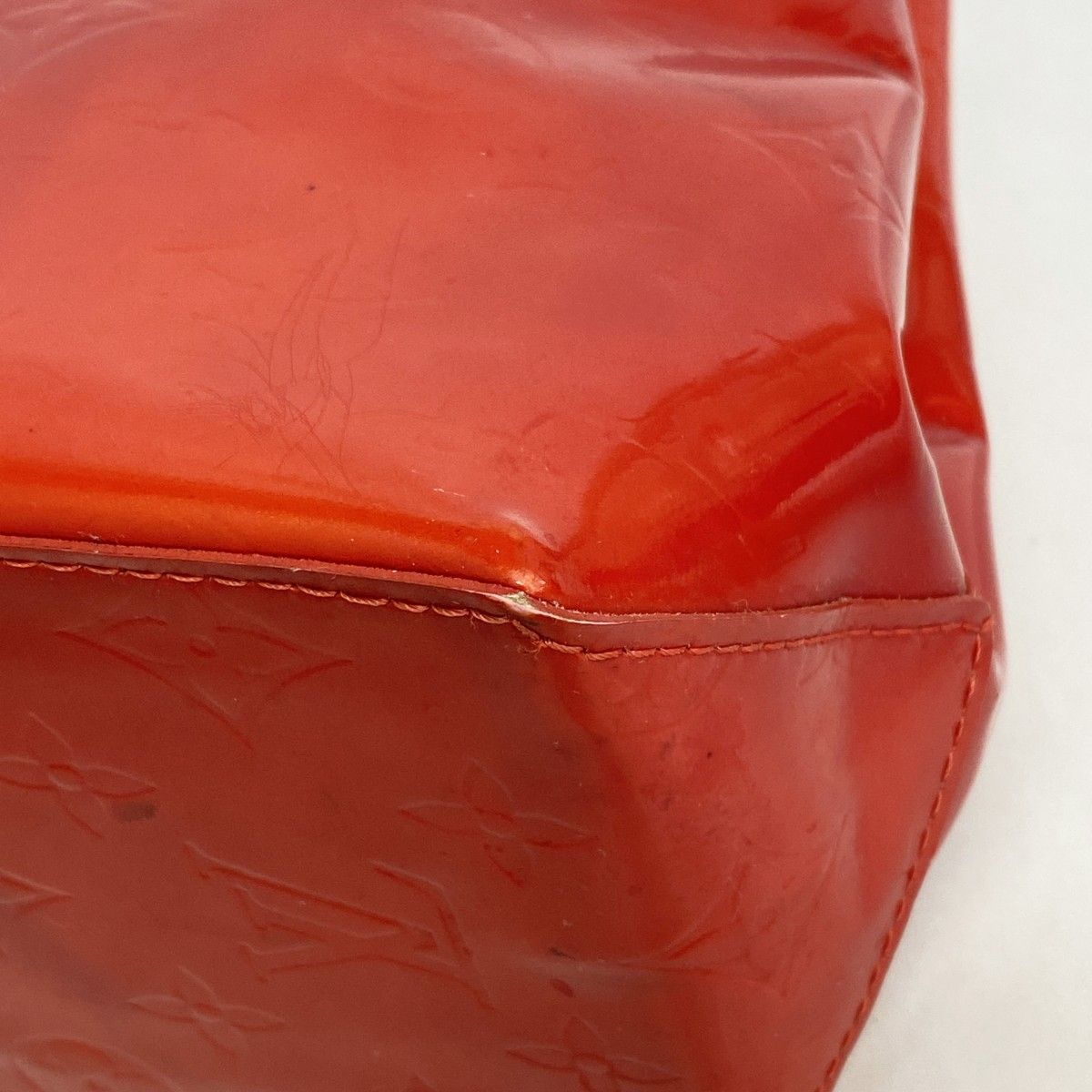 Louis Vuitton Handbag Vernis Reed PM Rouge — view 7