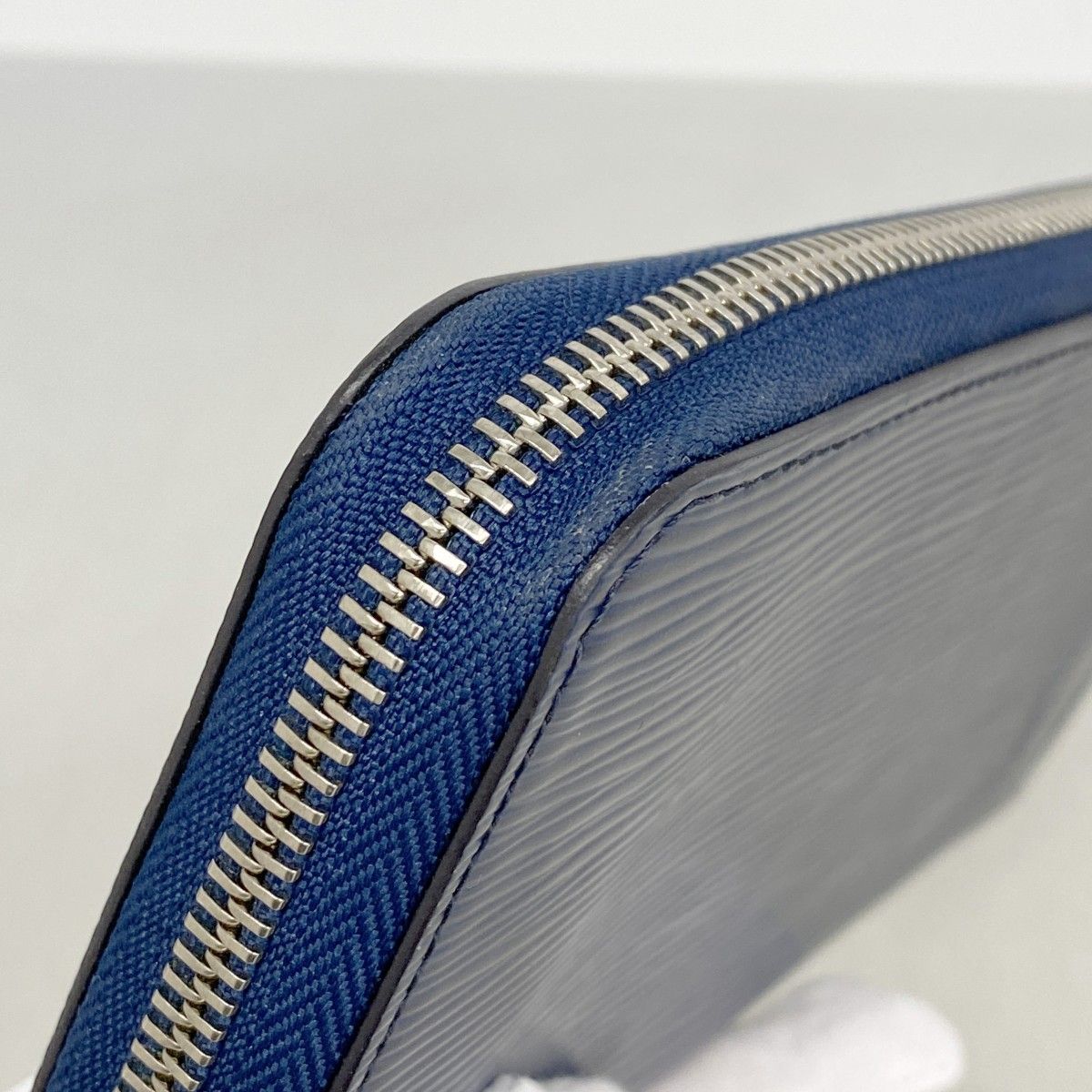 Louis Vuitton Wallet Epi Zippy Andigo Blue — view 5