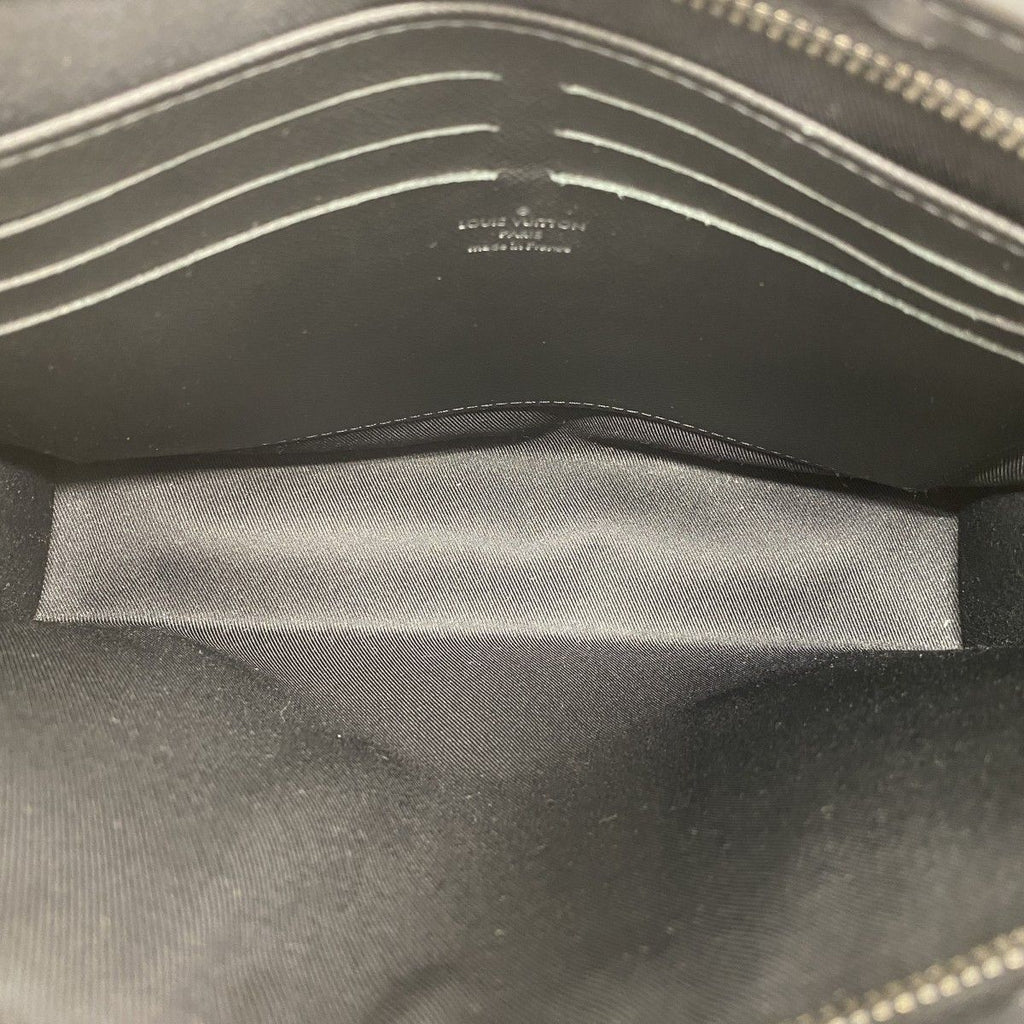 Louis Vuitton Clutch Monogram Eclipse Pochette Voyage Black — view 4
