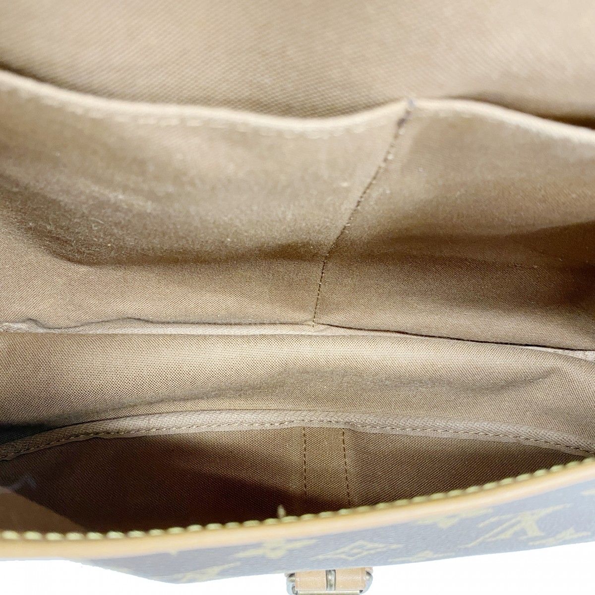 Louis Vuitton Shoulder Bag Monogram Saumur 35 Brown — view 4